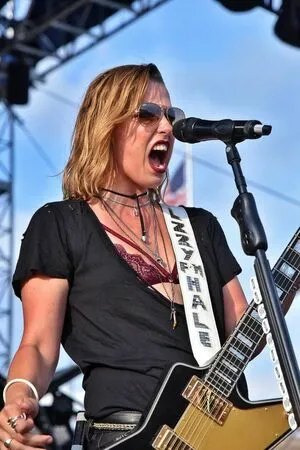 Lzzy Hale OnlyFans Leaked Free Thumbnail Picture - #ol4rJ97BRZ