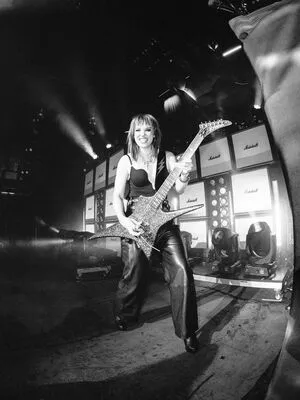 Lzzy Hale OnlyFans Leaked Free Thumbnail Picture - #ss5c4DSnMf