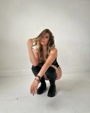 M Ellixx OnlyFans Leaked Free Thumbnail Picture - #IKQutoS1BD