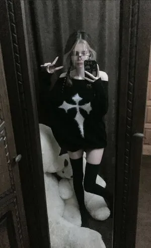 M Uselessbeauty OnlyFans Leaked Free Thumbnail Picture - #AksEAVVm1E