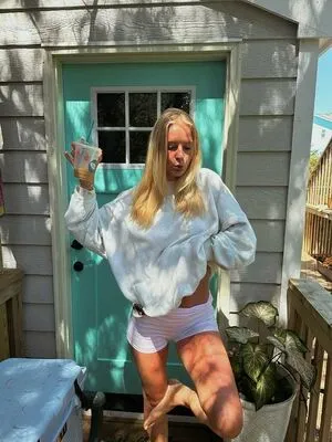 M00bie OnlyFans Leaked Free Thumbnail Picture - #e4wWqrV4aF