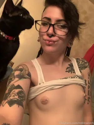 M00nwxtch OnlyFans Leaked Free Thumbnail Picture - #8CXulu2kKp