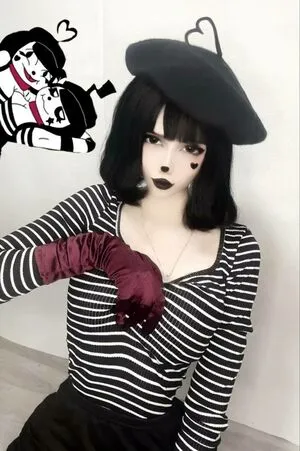 M1neralo4ka1 OnlyFans Leaked Free Thumbnail Picture - #ItX0ZNxNLR