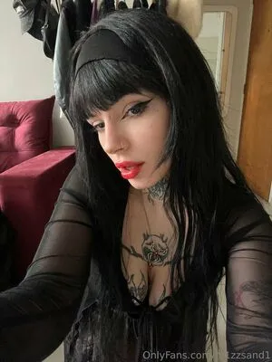 M1zzsand1 OnlyFans Leaked Free Thumbnail Picture - #517XiURryd