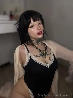 M1zzsand1 OnlyFans Leaked Free Thumbnail Picture - #pZp1rewl49