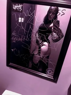 M3xxxy33 OnlyFans Leaked Free Thumbnail Picture - #UADGaYUujd