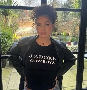 Mabel OnlyFans Leaked Free Thumbnail Picture - #XdpQjnM4r1