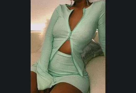 Mackenzie Carson OnlyFans Leaked Free Thumbnail Picture - #9MWhxU068X