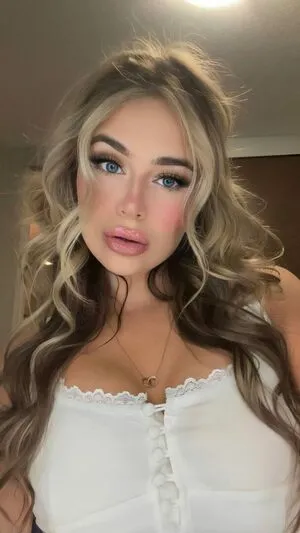 Mackenzie Carson OnlyFans Leaked Free Thumbnail Picture - #mvr6AAB7t1