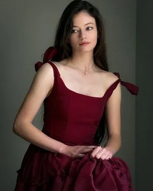 Mackenzie Foy OnlyFans Leaked Free Thumbnail Picture - #FnFmgbiHae