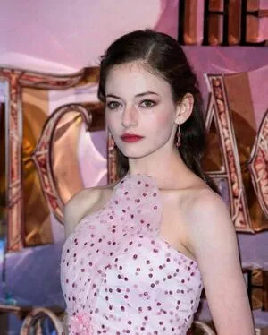 Mackenzie Foy OnlyFans Leaked Free Thumbnail Picture - #OCroodizVR