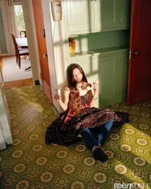 Mackenzie Foy OnlyFans Leaked Free Thumbnail Picture - #XuhZqvaawb