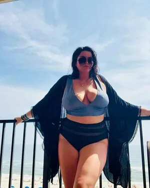 Mackenzie J OnlyFans Leaked Free Thumbnail Picture - #xnhalJ6J99