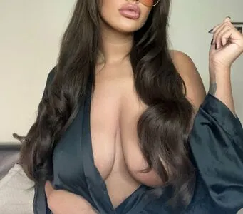 Mackenzie Jade OnlyFans Leaked Free Thumbnail Picture - #1jscyZu92n