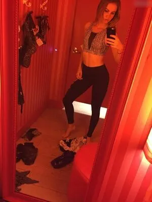 Mackenzie Lintz OnlyFans Leaked Free Thumbnail Picture - #cPcuREqfBo