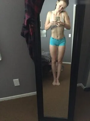 Mackenzie Lintz OnlyFans Leaked Free Thumbnail Picture - #fZmhNviow7