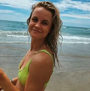 Mackenzie Lintz OnlyFans Leaked Free Thumbnail Picture - #iLZ8n8CLkk