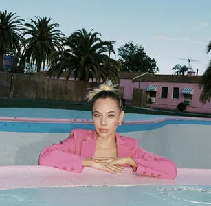 Mackenzie Porter OnlyFans Leaked Free Thumbnail Picture - #uK2cODVjg3