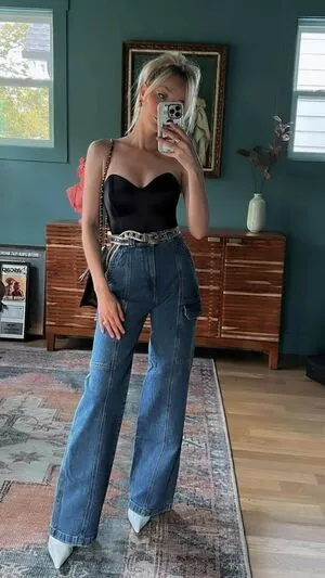 Mackenzie Porter OnlyFans Leaked Free Thumbnail Picture - #vvw1v7mQVo