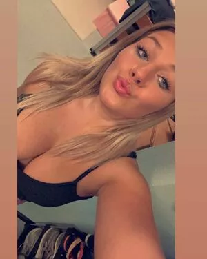 Mackenzie Spohn OnlyFans Leaked Free Thumbnail Picture - #iFe7Jm3rv5