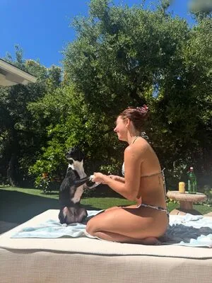 Mackenzie Ziegler OnlyFans Leaked Free Thumbnail Picture - #7gq8PkN2WE