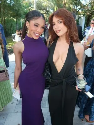 Mackenzie Ziegler OnlyFans Leaked Free Thumbnail Picture - #Ddcrm6mk7q