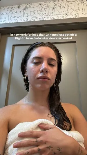 Mackenzie Ziegler OnlyFans Leaked Free Thumbnail Picture - #DxBThlGIjC