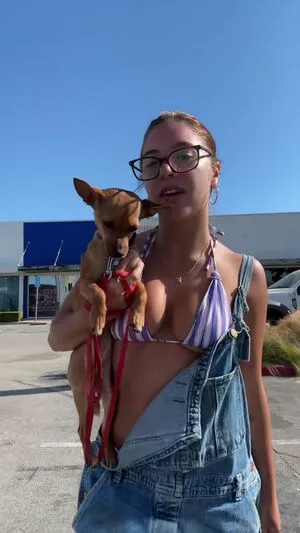 Mackenzie Ziegler OnlyFans Leaked Free Thumbnail Picture - #KzgJfFVfev