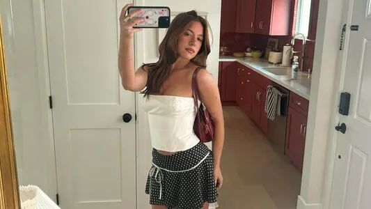 Mackenzie Ziegler OnlyFans Leaked Free Thumbnail Picture - #NxZBT9xD8f