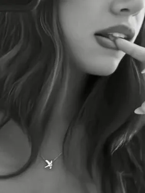 Mackenzie Ziegler OnlyFans Leaked Free Thumbnail Picture - #VbumvYfiE0