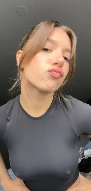 Mackenzie Ziegler OnlyFans Leaked Free Thumbnail Picture - #gS6yPNGPz4