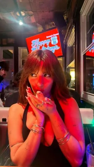 Mackenzie Ziegler OnlyFans Leaked Free Thumbnail Picture - #gl3sYjrBXb