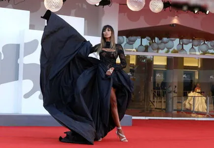 Madalina Diana Ghenea OnlyFans Leaked Free Thumbnail Picture - #BYR4UjcAR9