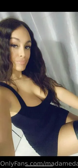 Madamedakota OnlyFans Leaked Free Thumbnail Picture - #ParQHdlMd3