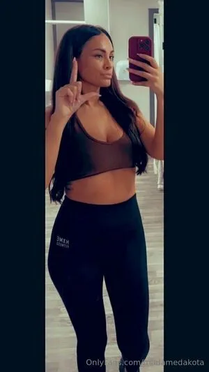 Madamedakota OnlyFans Leaked Free Thumbnail Picture - #fL4KwDEjyX