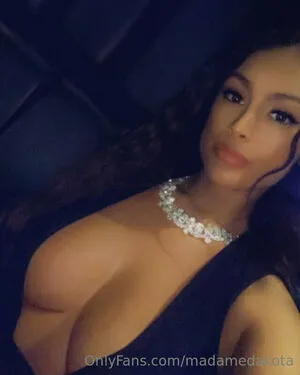 Madamedakota OnlyFans Leaked Free Thumbnail Picture - #hNFwqrUEZe