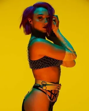 Madamemira OnlyFans Leaked Free Thumbnail Picture - #3WJYtZE8nx