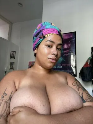 Madamenamio OnlyFans Leaked Free Thumbnail Picture - #YTbWbKNj00