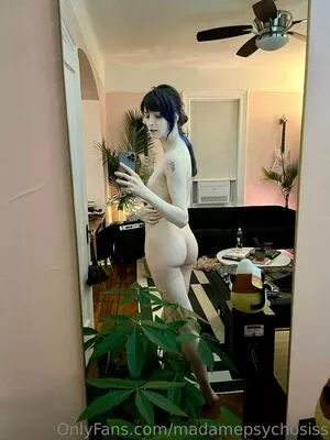 Madamepsychosiss OnlyFans Leaked Free Thumbnail Picture - #iC0MUkAdIx