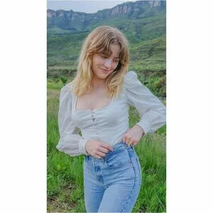 Maddie Hasson OnlyFans Leaked Free Thumbnail Picture - #x9j5aZdusI