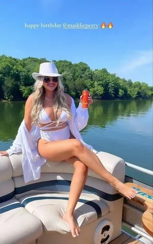 Maddie Perry OnlyFans Leaked Free Thumbnail Picture - #GnRTUTLaKf
