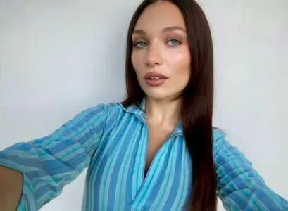 Maddie Ziegler OnlyFans Leaked Free Thumbnail Picture - #5MS1g8NtV8
