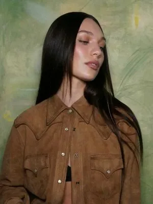 Maddie Ziegler OnlyFans Leaked Free Thumbnail Picture - #GgutyWkm5E