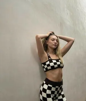 Maddie Ziegler OnlyFans Leaked Free Thumbnail Picture - #HteFsFchsk