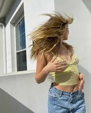 Maddie Ziegler OnlyFans Leaked Free Thumbnail Picture - #JdotBdlwxZ
