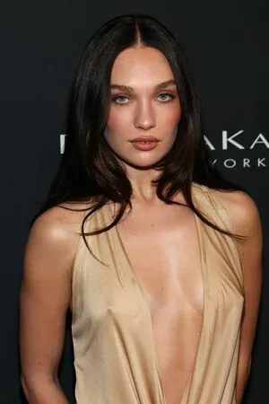 Maddie Ziegler OnlyFans Leaked Free Thumbnail Picture - #sg1GVeymiz