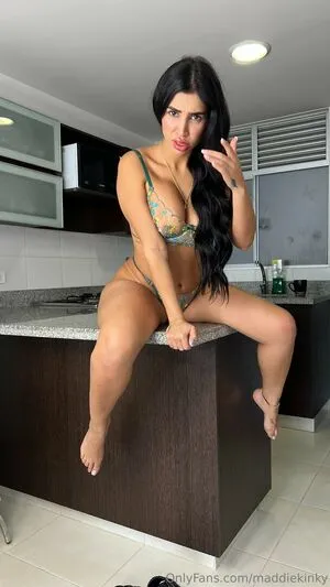 Maddiekinky OnlyFans Leaked Free Thumbnail Picture - #B9YIaxGY7K