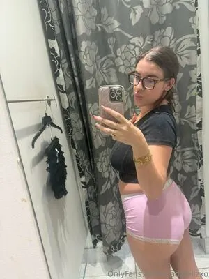 Maddielizxo OnlyFans Leaked Free Thumbnail Picture - #23uxJbTzV9