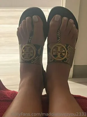 Maddielovezyou2333 OnlyFans Leaked Free Thumbnail Picture - #v39pzSDLzY