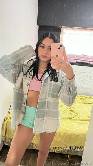 Maddiemoonx OnlyFans Leaked Free Thumbnail Picture - #sgdIWheFA9